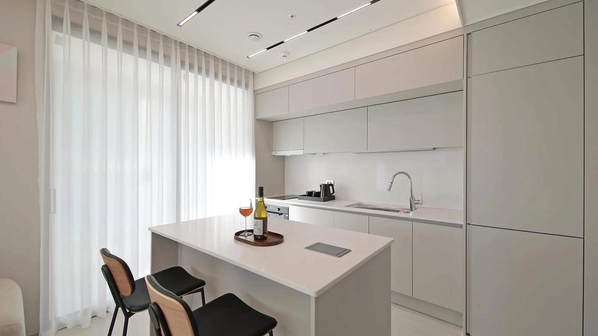 *** Hotel Sota Suite Busan Seomyeon South Korea