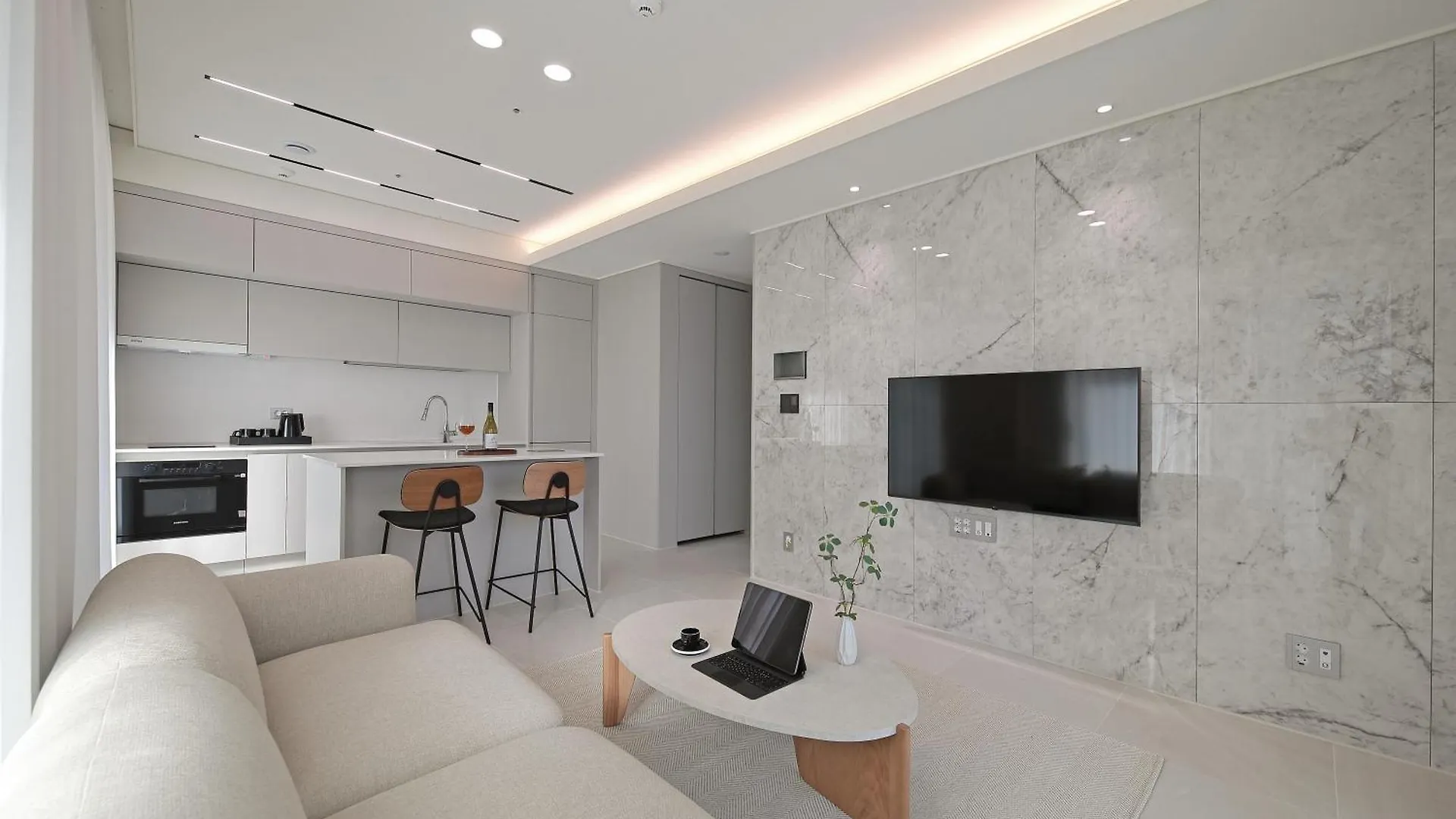Sota Suite Busan Seomyeon 3*,  South Korea