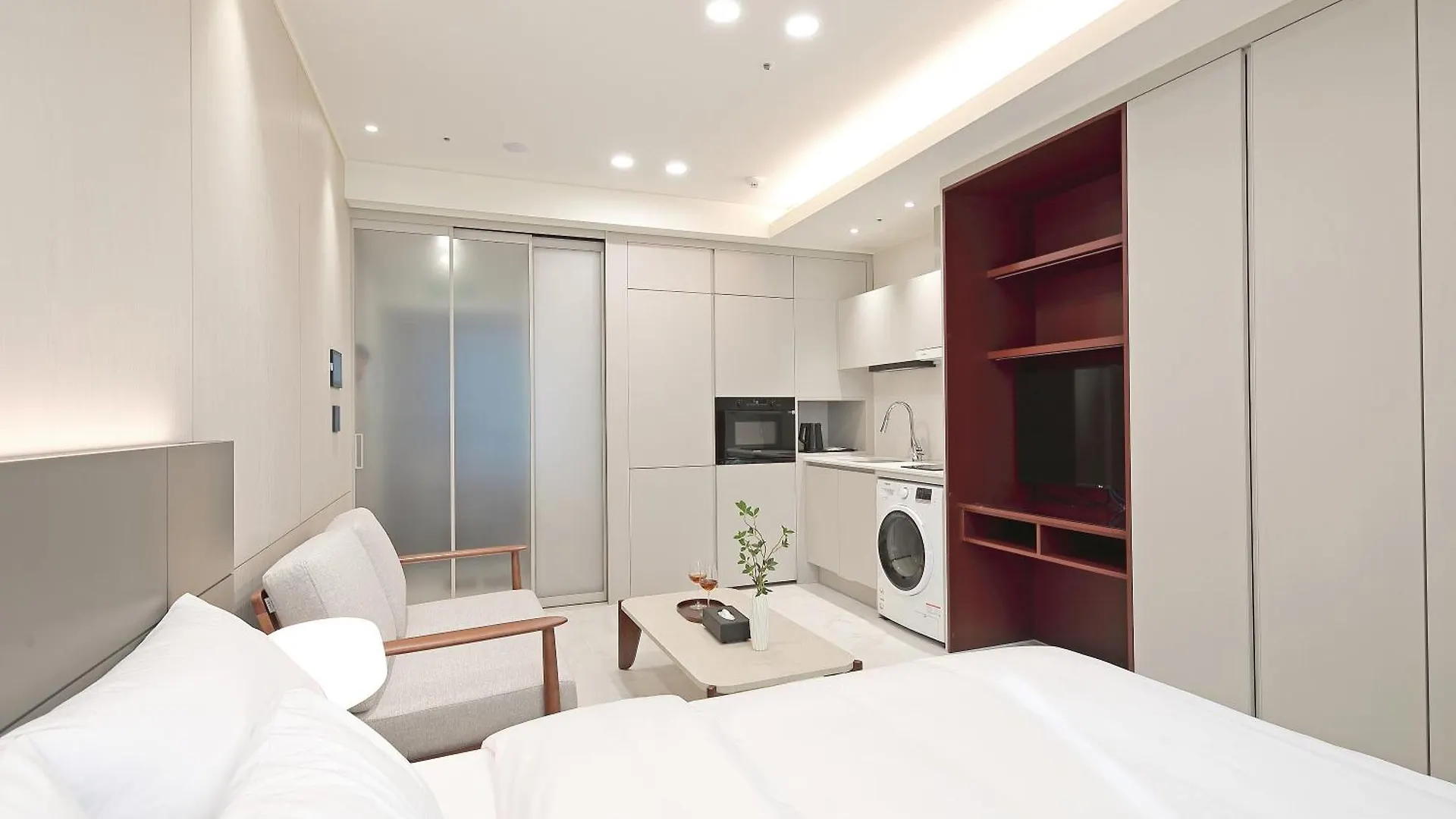Sota Suite Busan Seomyeon