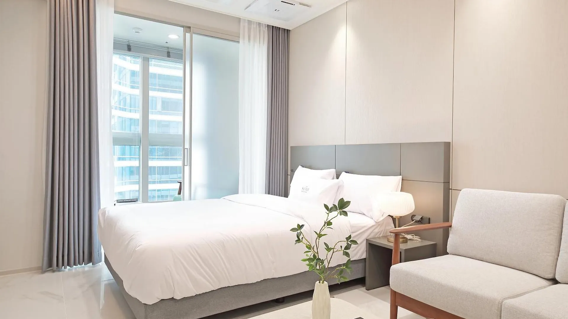 Sota Suite Busan Seomyeon 3*,