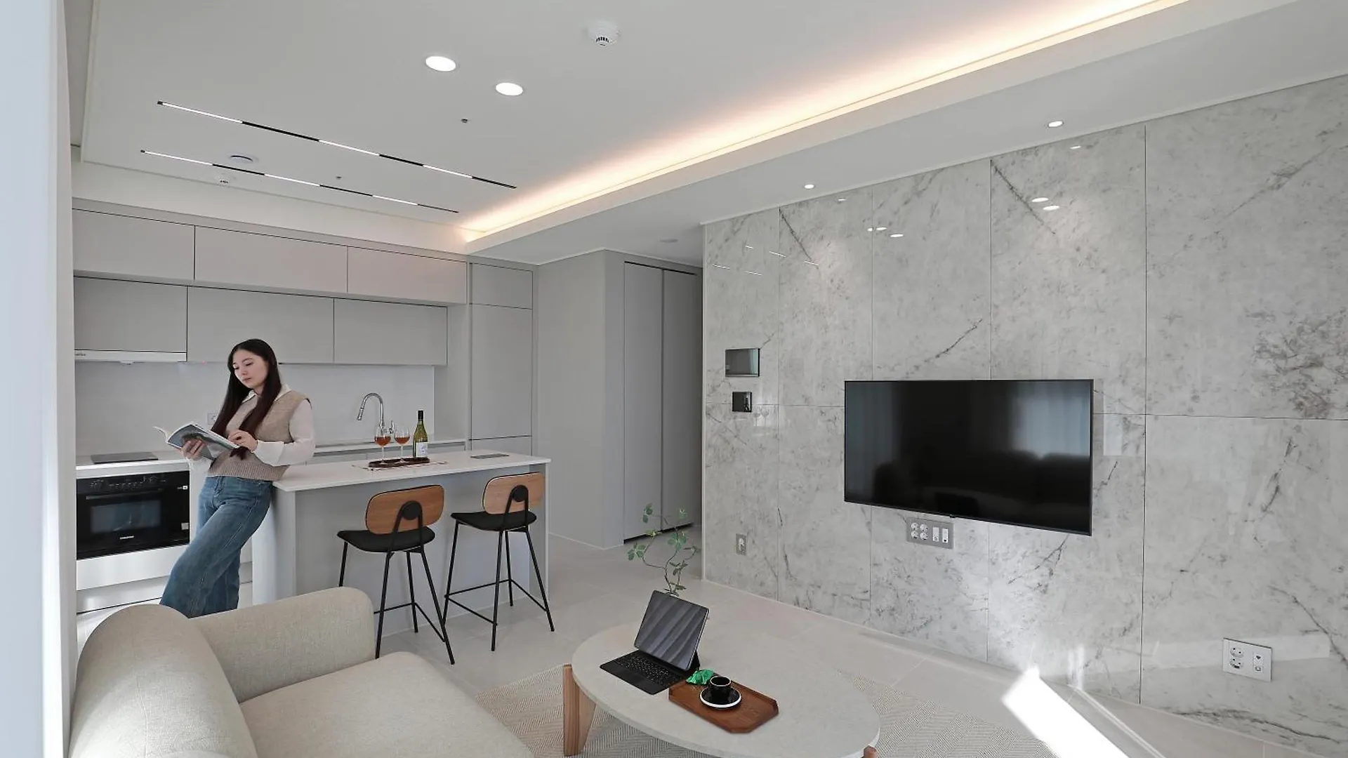 Sota Suite Busan Seomyeon 3*,